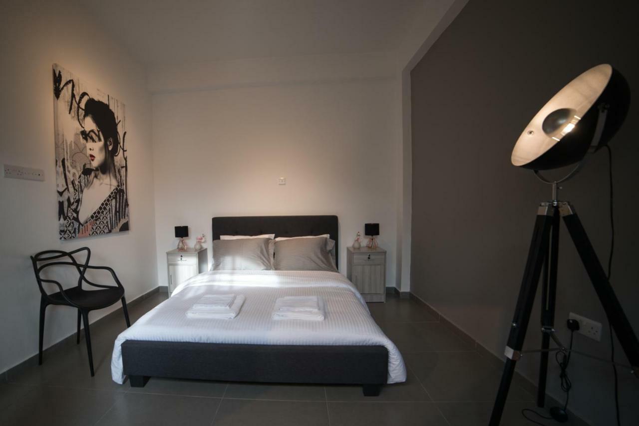 Mcplaces Holiday Apartments Paphos Exterior photo